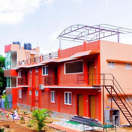 Laughing Waters Fine Stay Kuttālam Extérieur photo