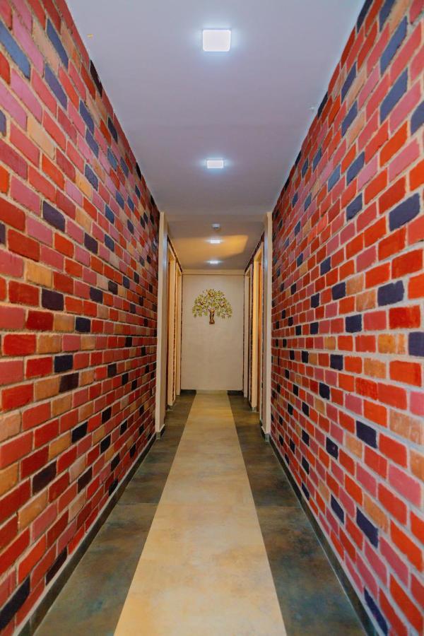 Laughing Waters Fine Stay Kuttālam Extérieur photo