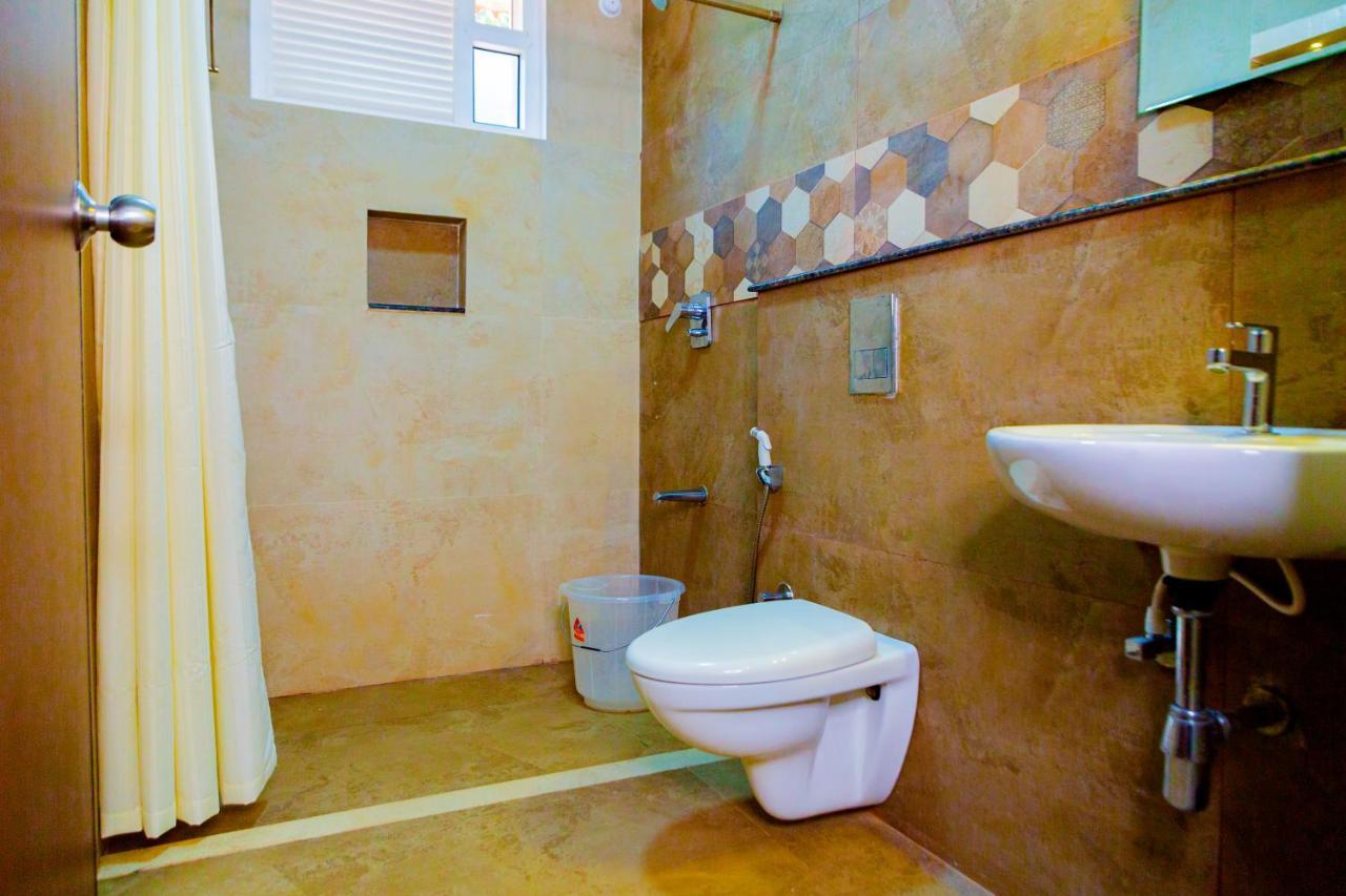 Laughing Waters Fine Stay Kuttālam Extérieur photo